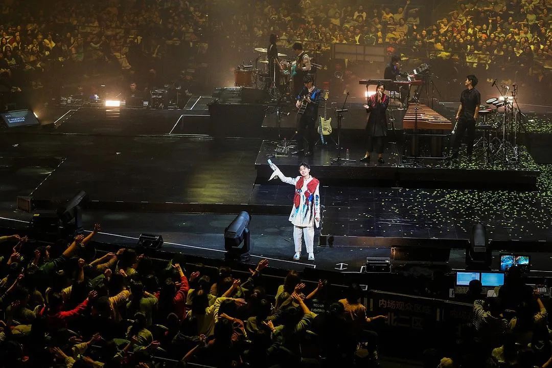 这辈子还能看到演唱会吗,还能再看到演唱会吗