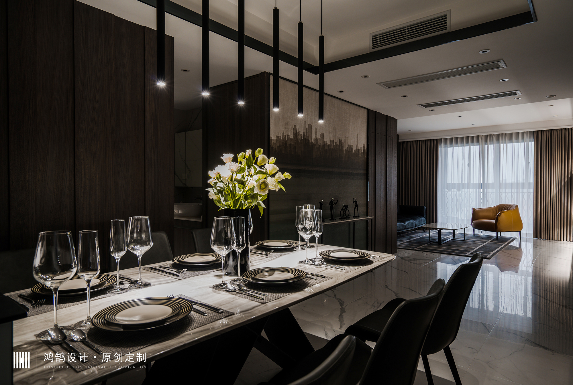 简约时尚主义拥护者：这个家“黑”的很明亮