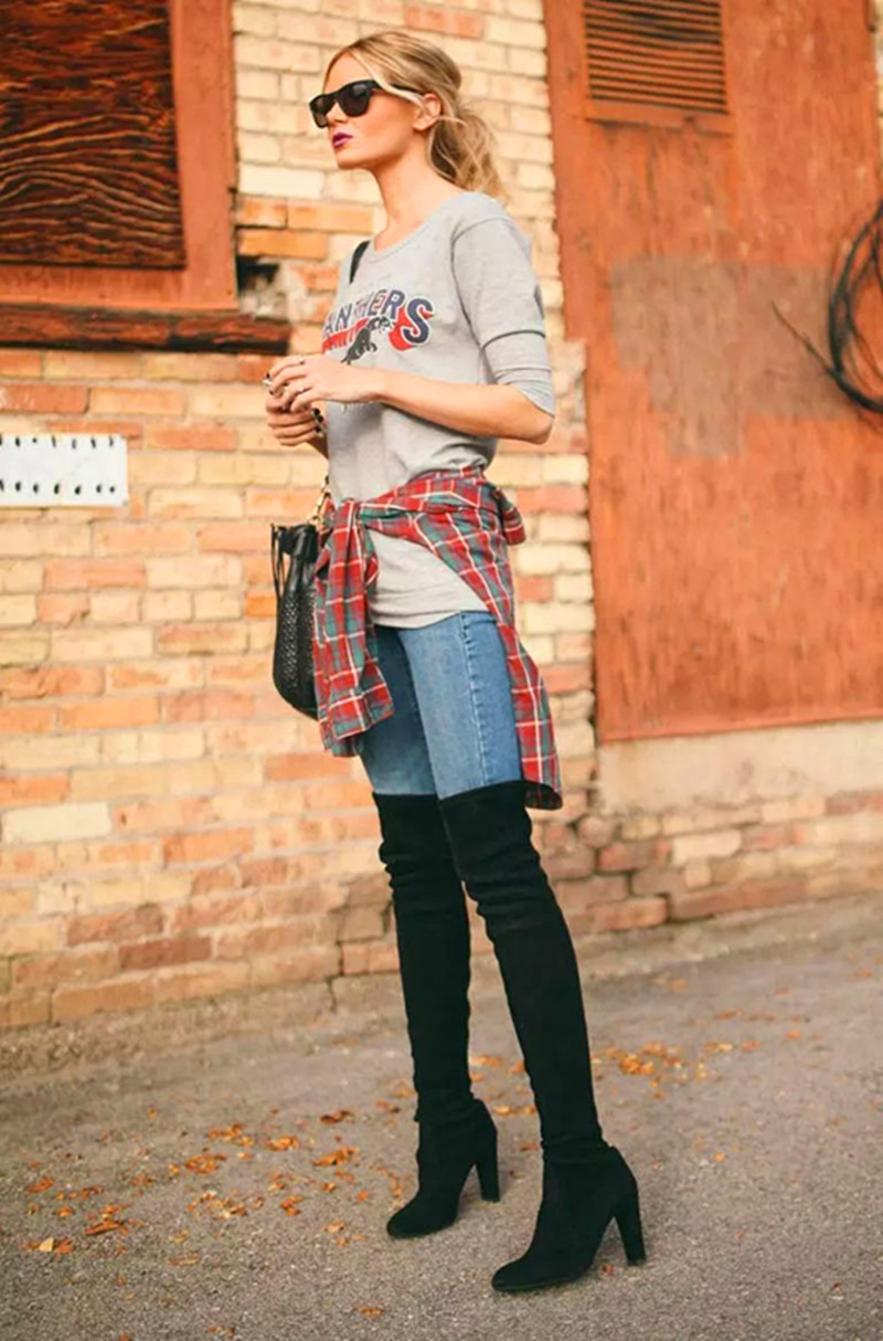 拉直腿最有效的方法,改善x型腿的动作芭蕾蹲