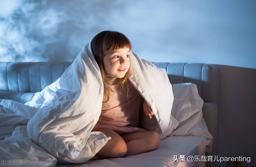 孩子怕黑怎么办怎么克服,孩子晚上怕黑怎么办用什么灯