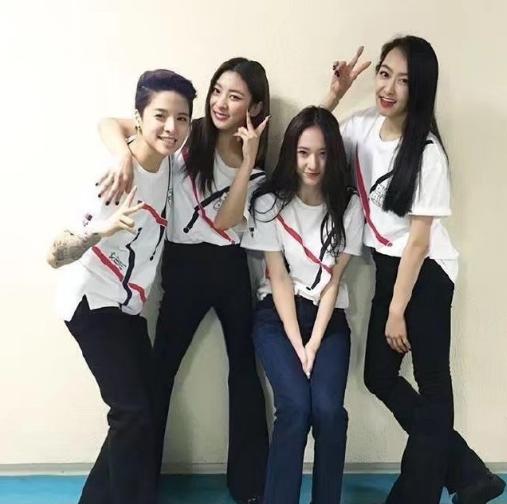 SM财政赤字，考虑关掉SM周边“小卖部”，粉丝根本不信周边会亏钱