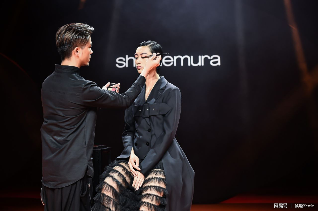 10.18植村秀新品派对,植村秀2018圣诞彩妆视频