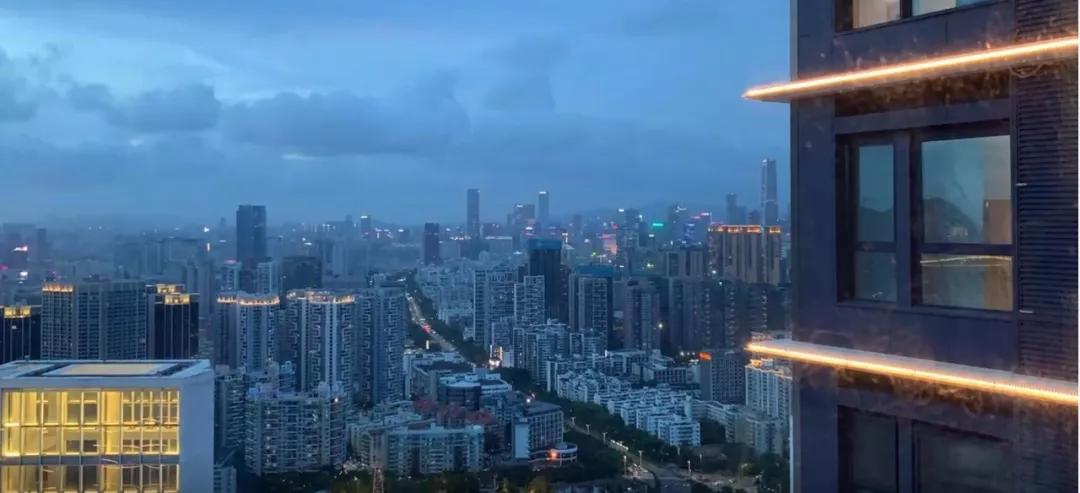 住1万楼是什么体验,住进超大豪宅是什么体验