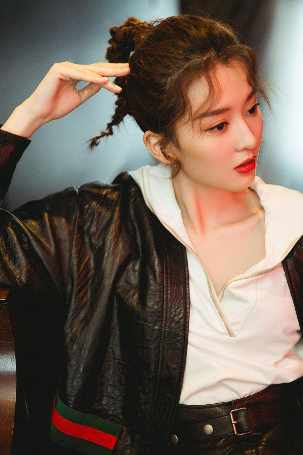 轻便又好扎的高马尾,既方便又漂亮的减龄长发高马尾