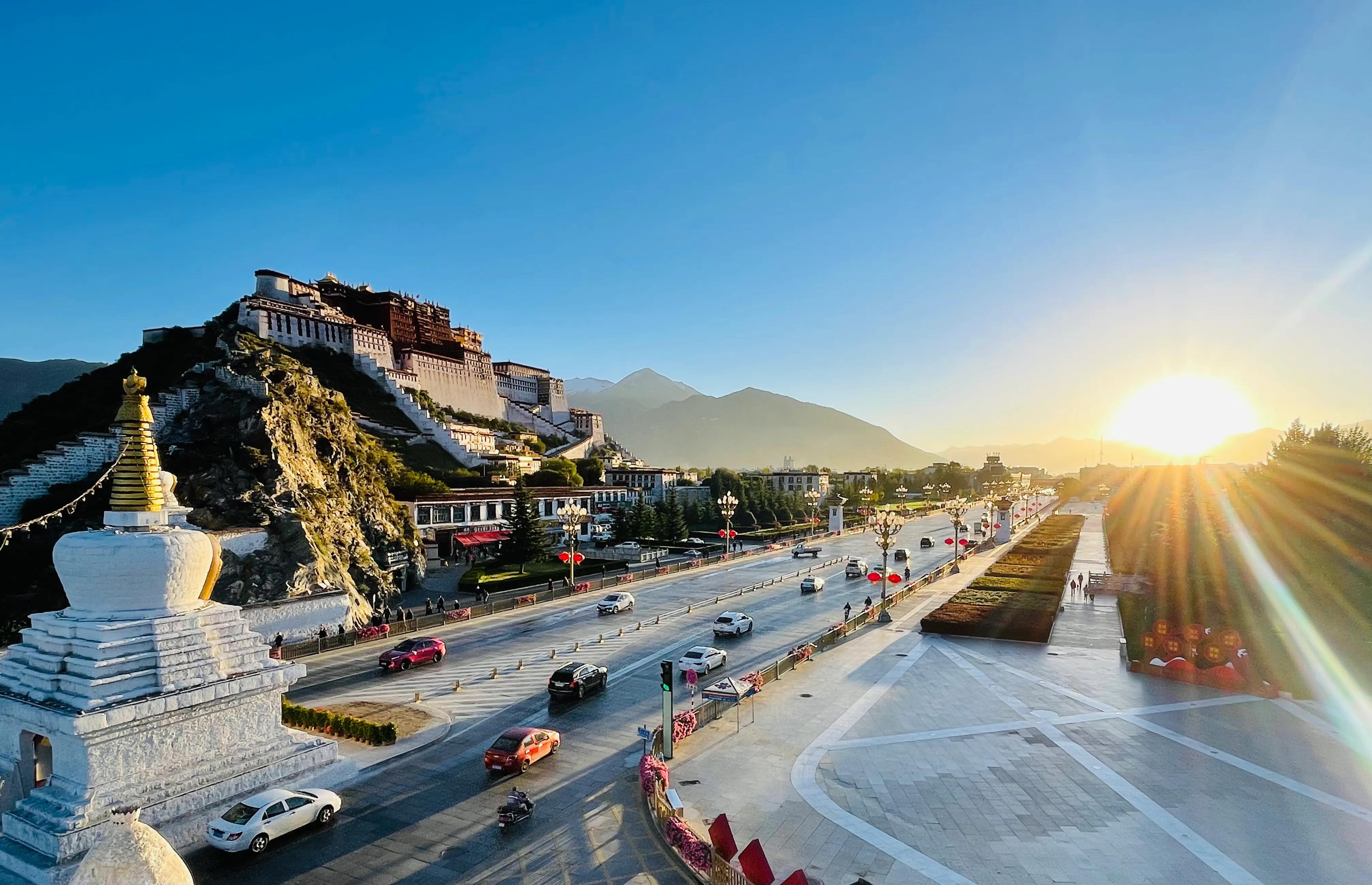 藏西秘境布达拉宫,西藏布达拉宫简介