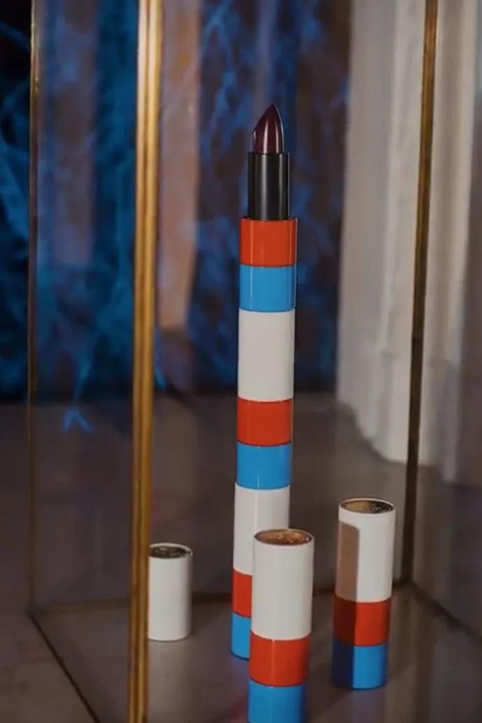 大型真香现场！爱马仕口红真的来啦！网友“设计一言难尽”