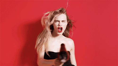 头发干枯出油是什么原因,头发干枯爱出油是怎么处理