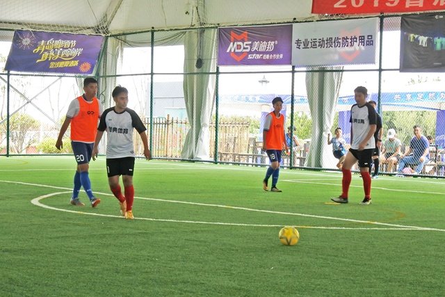 啤酒足球比赛,青岛城市联赛足球比赛