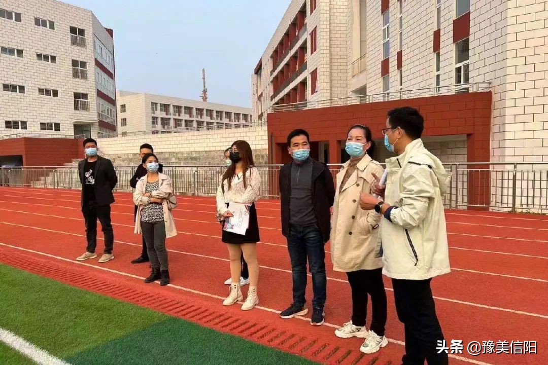 不忘初心同心同行—琵琶山学校第二届家校共同发展委员会成立大会