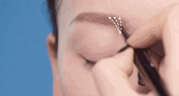 做什么眉毛最好看最自然,新纹的眉毛多久恢复自然