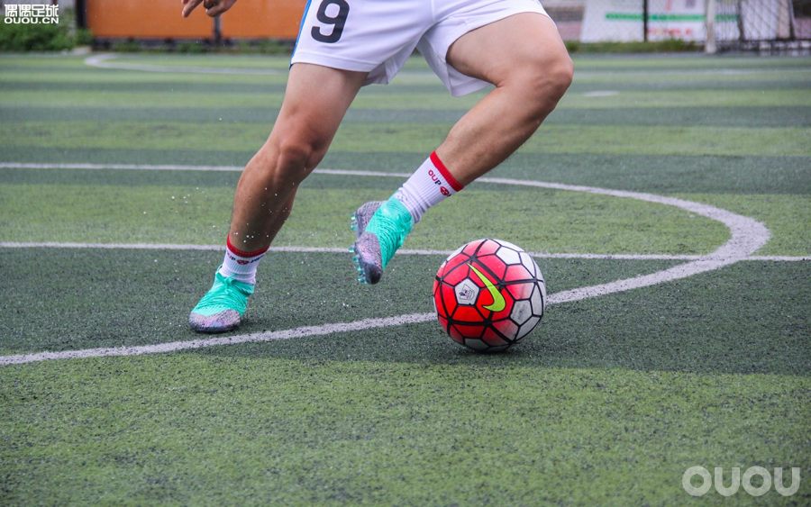 罗伊斯做选择,罗伊斯选择哈兰德和莱万