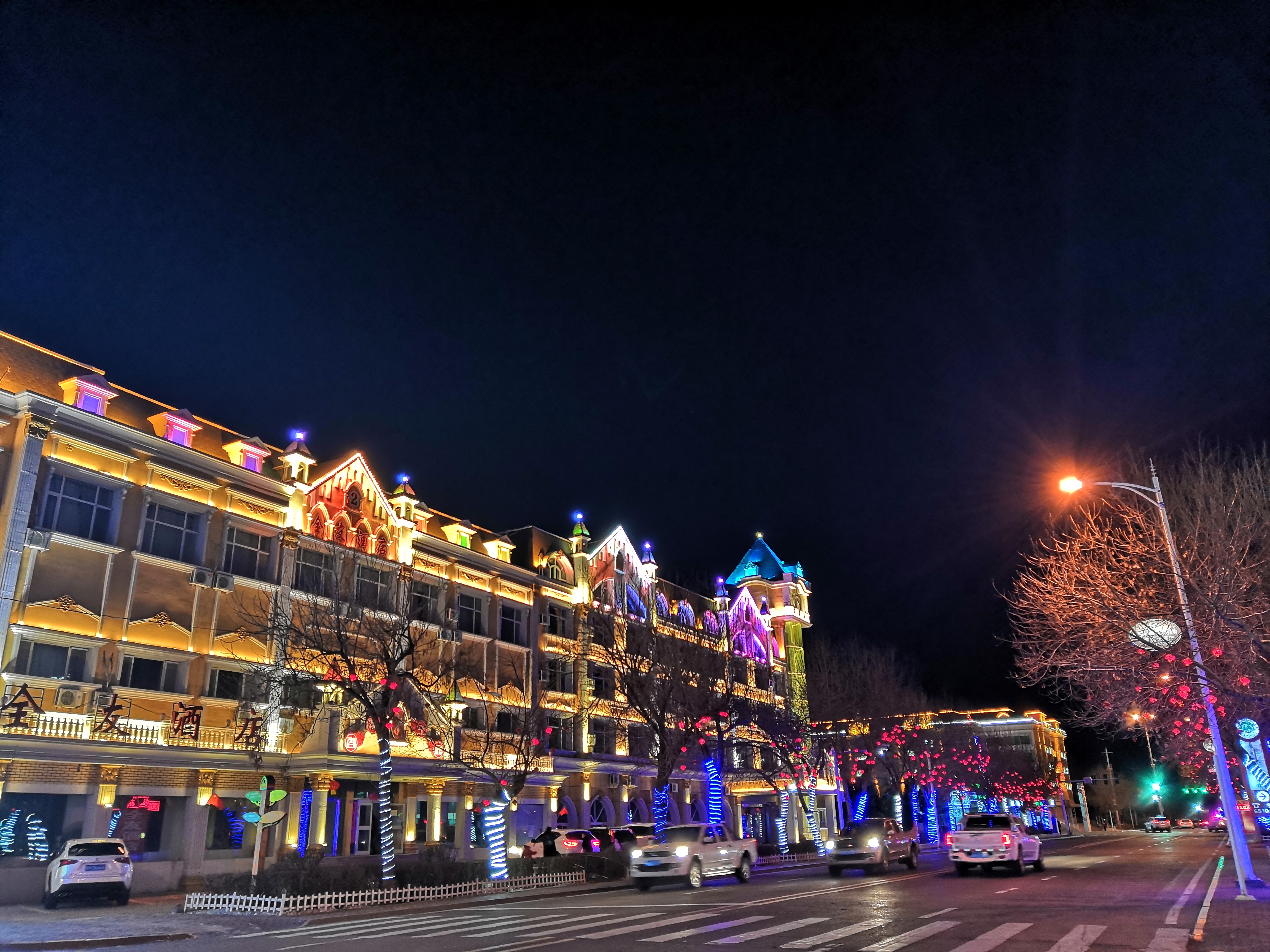 新疆北疆旅游攻略,南疆北疆旅游必去十大景点