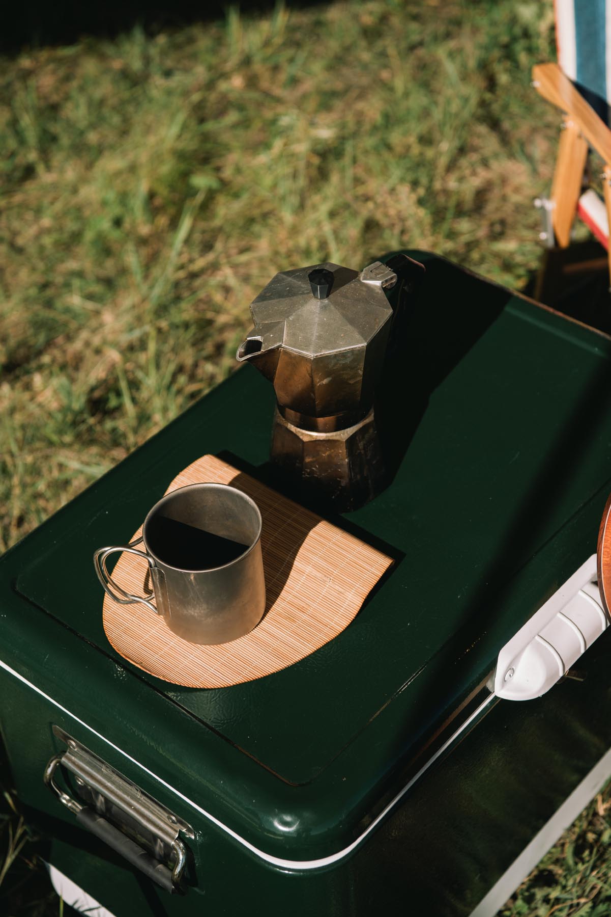 拥有这21件高颜值户外装备，让我们的草原野餐会像家里般优雅