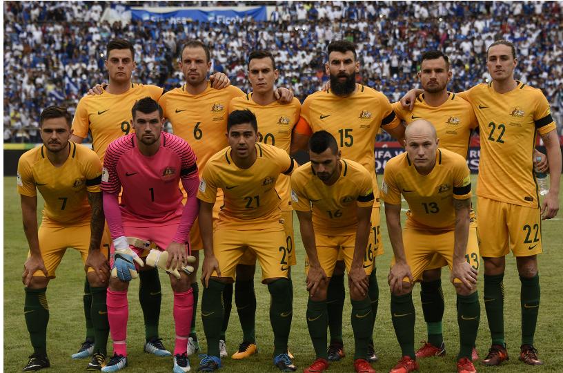 与日本、澳大利亚等强队同组,国足12强出线的概率有多大?