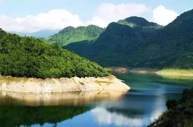 海南白石溪瀑布在哪里,海南白沙罗帅村瀑布