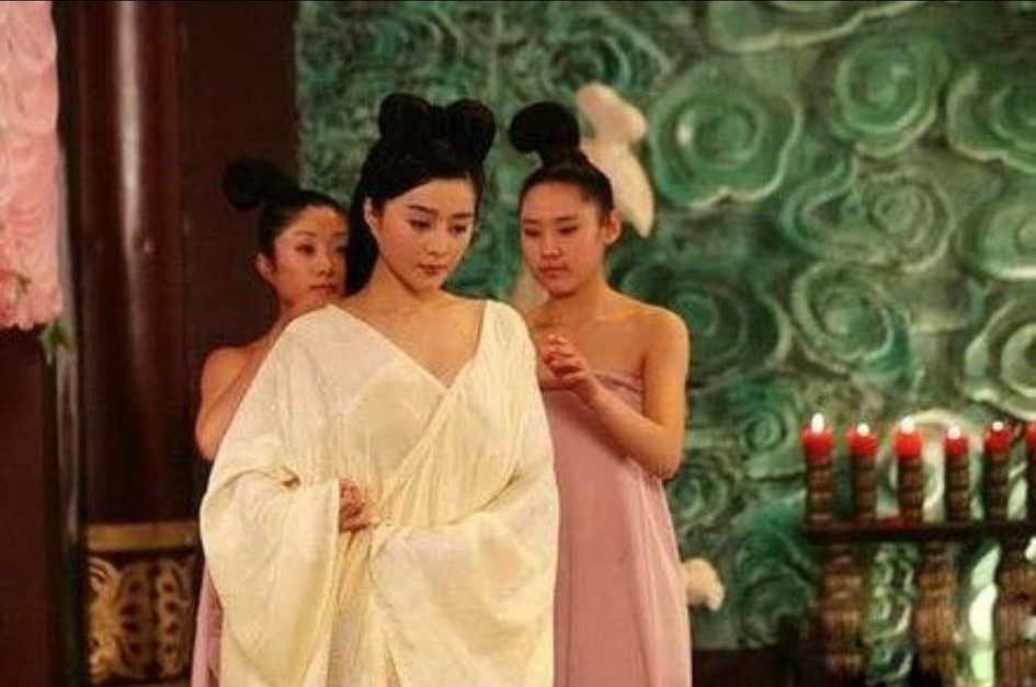 古代妃子被打入冷宫之后的待遇,古代妃子被打入冷宫后会怎样