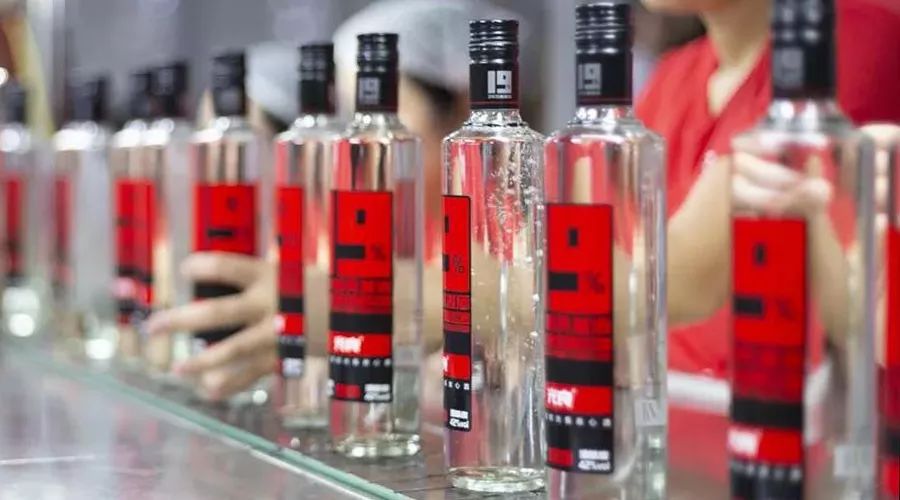 成立不足一年,这瓶光瓶酒靠什么拿下10余省市场?