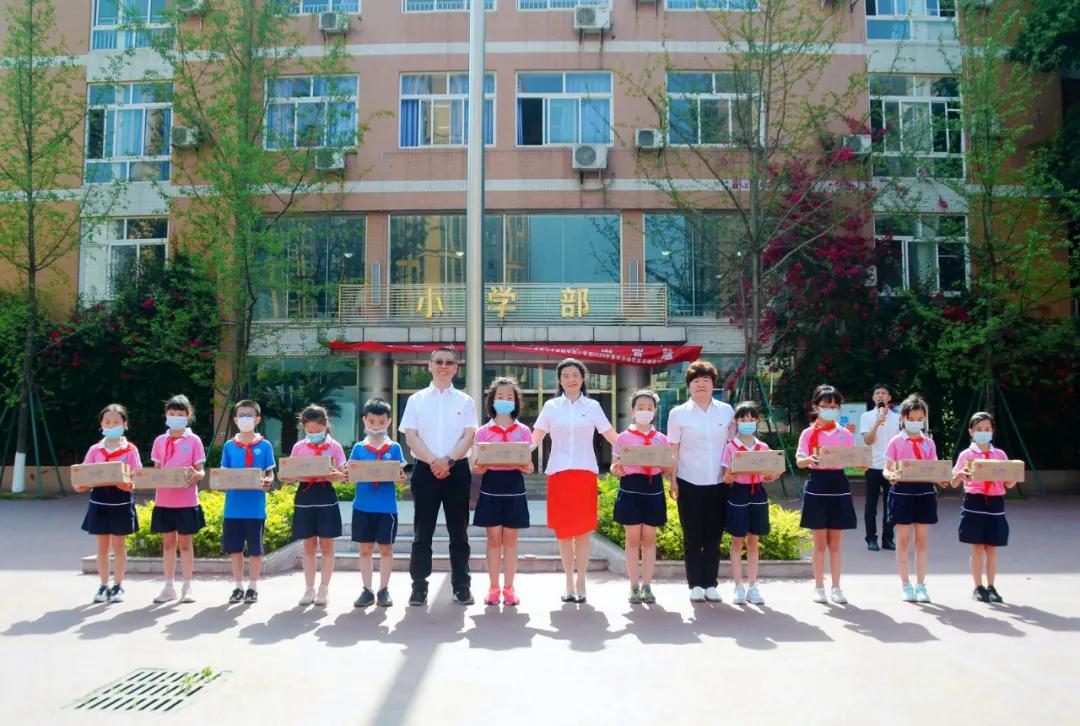 防控疫情决胜中考校长讲话,疫情防控高三年级考试