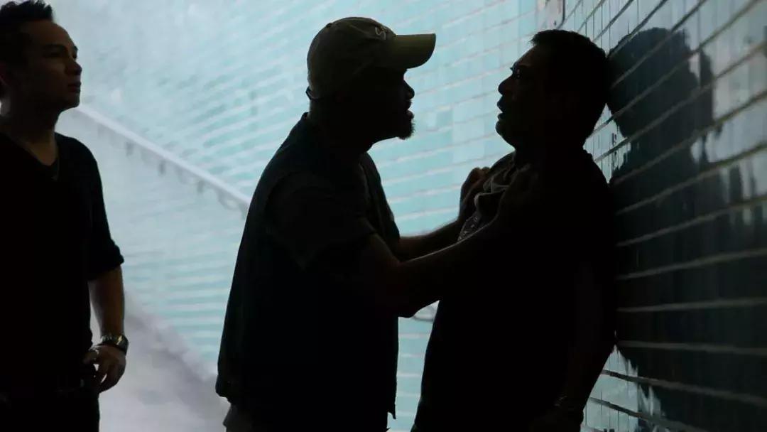 以商养黑以黑护商是什么意思,以商养黑以黑护商案件