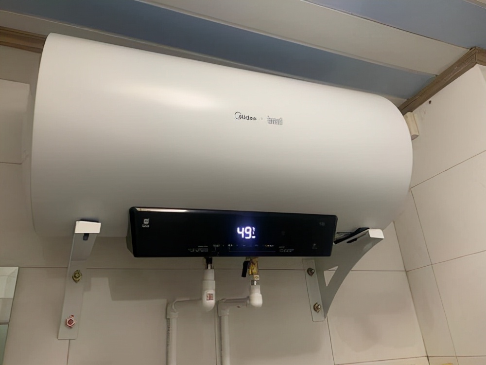 热水器水管漏水维修大全视频教程,热水器里面的小水管漏水怎么修补