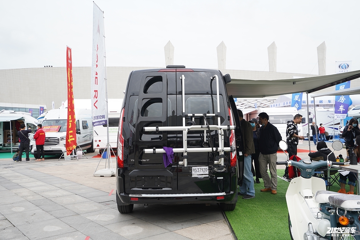 19江铃福特全顺多少钱,19.98万新全顺房车价格