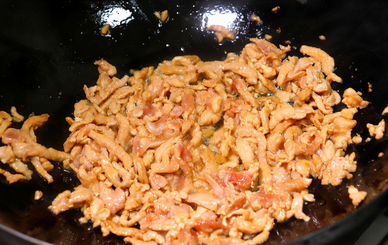 炒瘦肉总是发硬怎么办,炒瘦肉硬了怎么补救