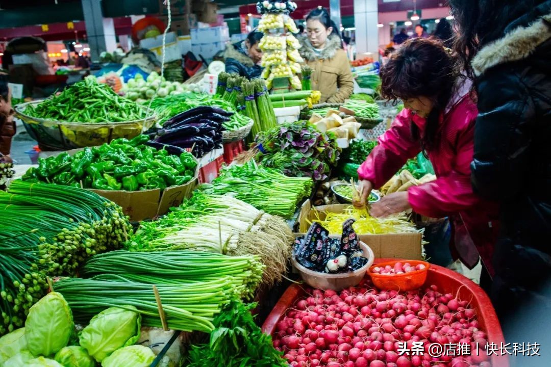 店推讯：社区团购围剿下，600万“夫妻店”何去何从？