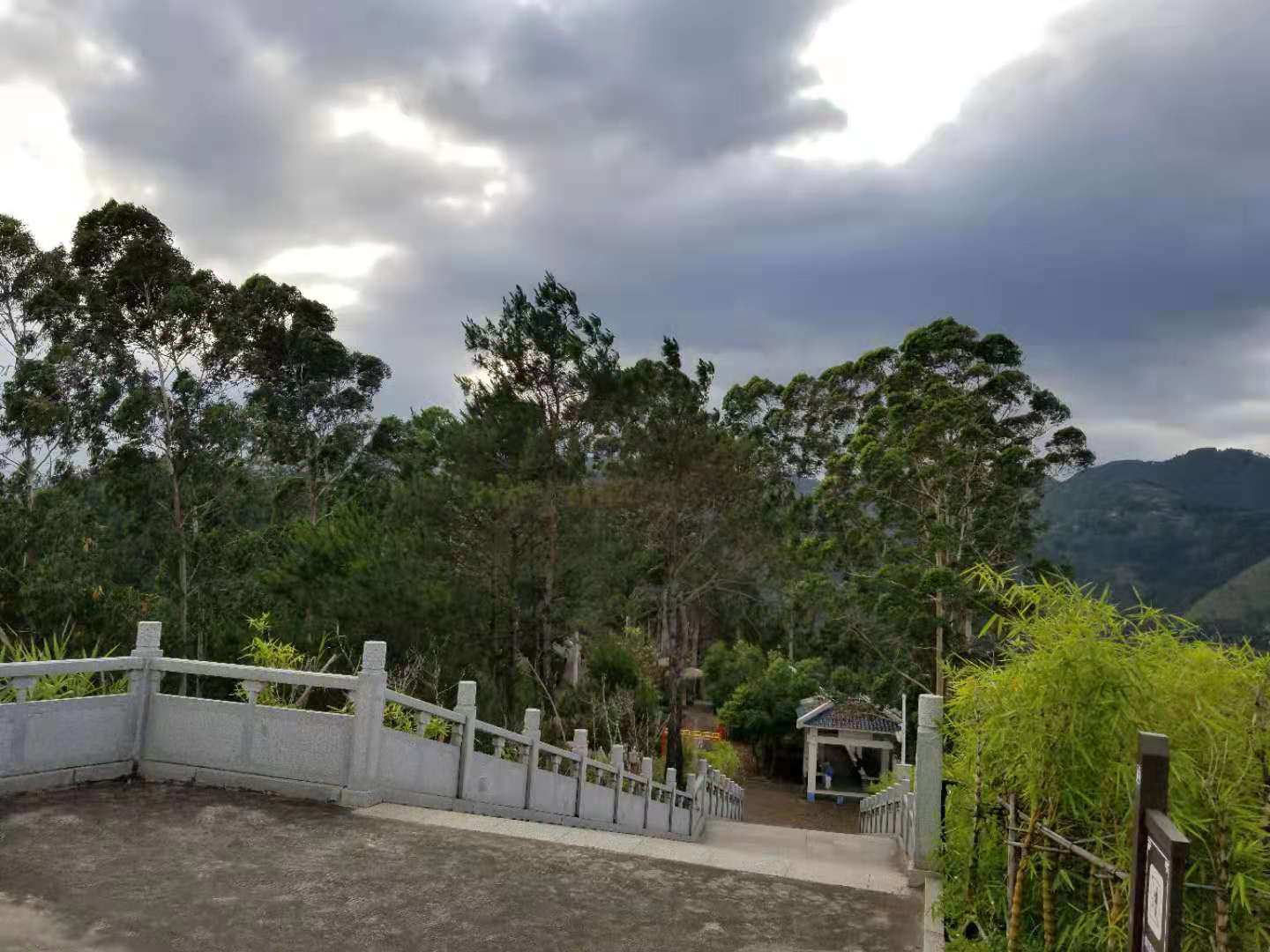 如何清理鞋子里面的污垢,鞋子清理小妙招