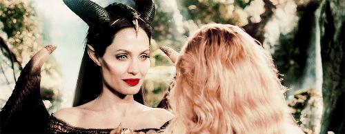 世界最美萝莉好莱坞,好莱坞御用萝莉与众不同