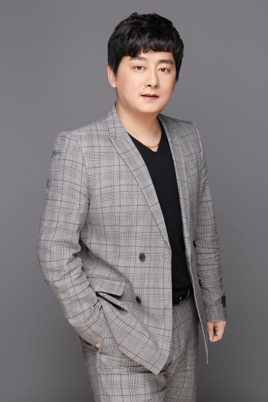 余诚诚上海设计师,余诚诚设计师