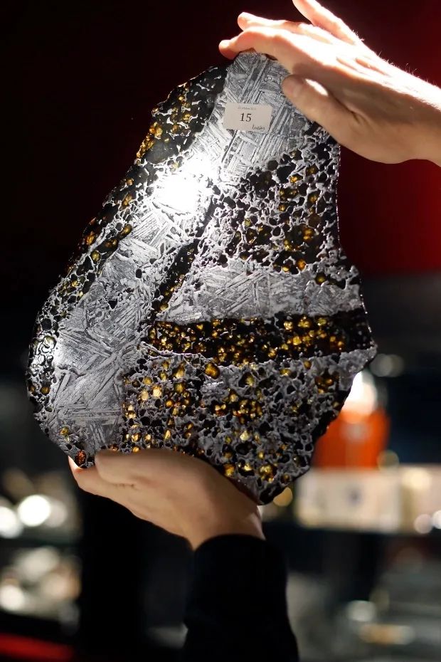 陨石真的值钱吗让我们来看看吧,陨石为什么这么值钱