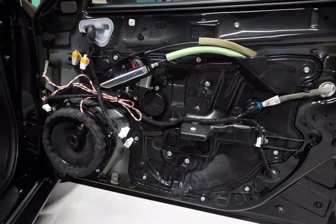 马自达6的bose音响,马自达6拆车bose音响