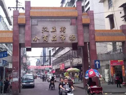 武汉攻略必去的一条街,武汉最神奇的区