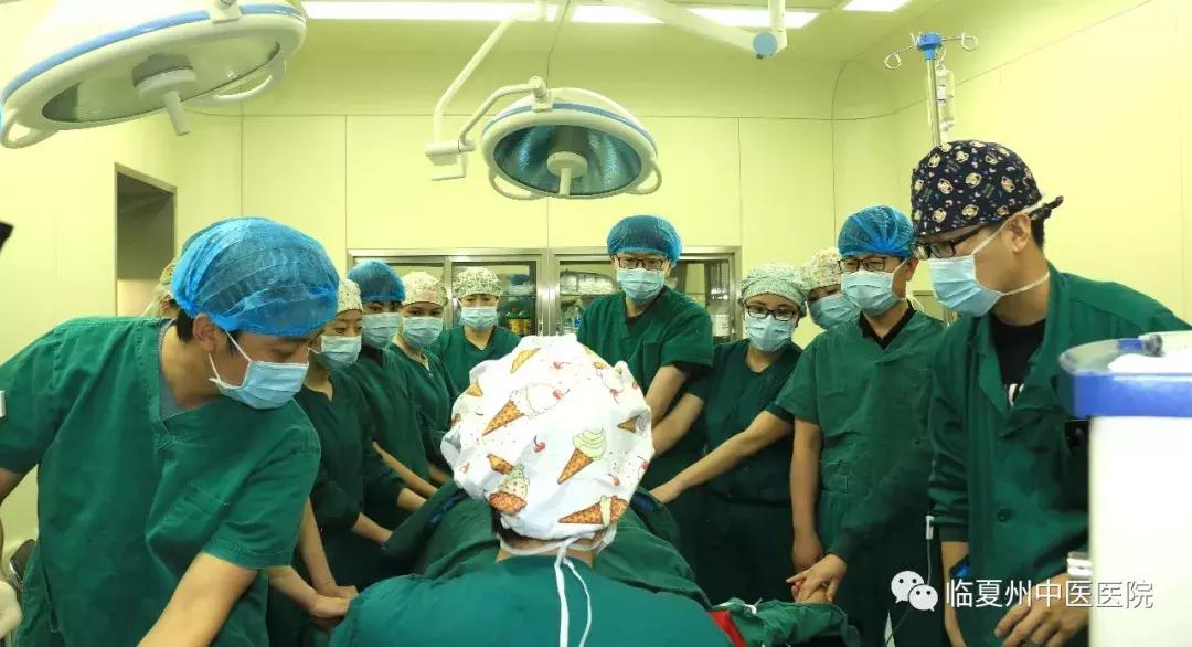 心连心,心系心,与您同在——临夏州中医院精神卫生中心首例无抽搐电休克(MECT)治疗成功开展