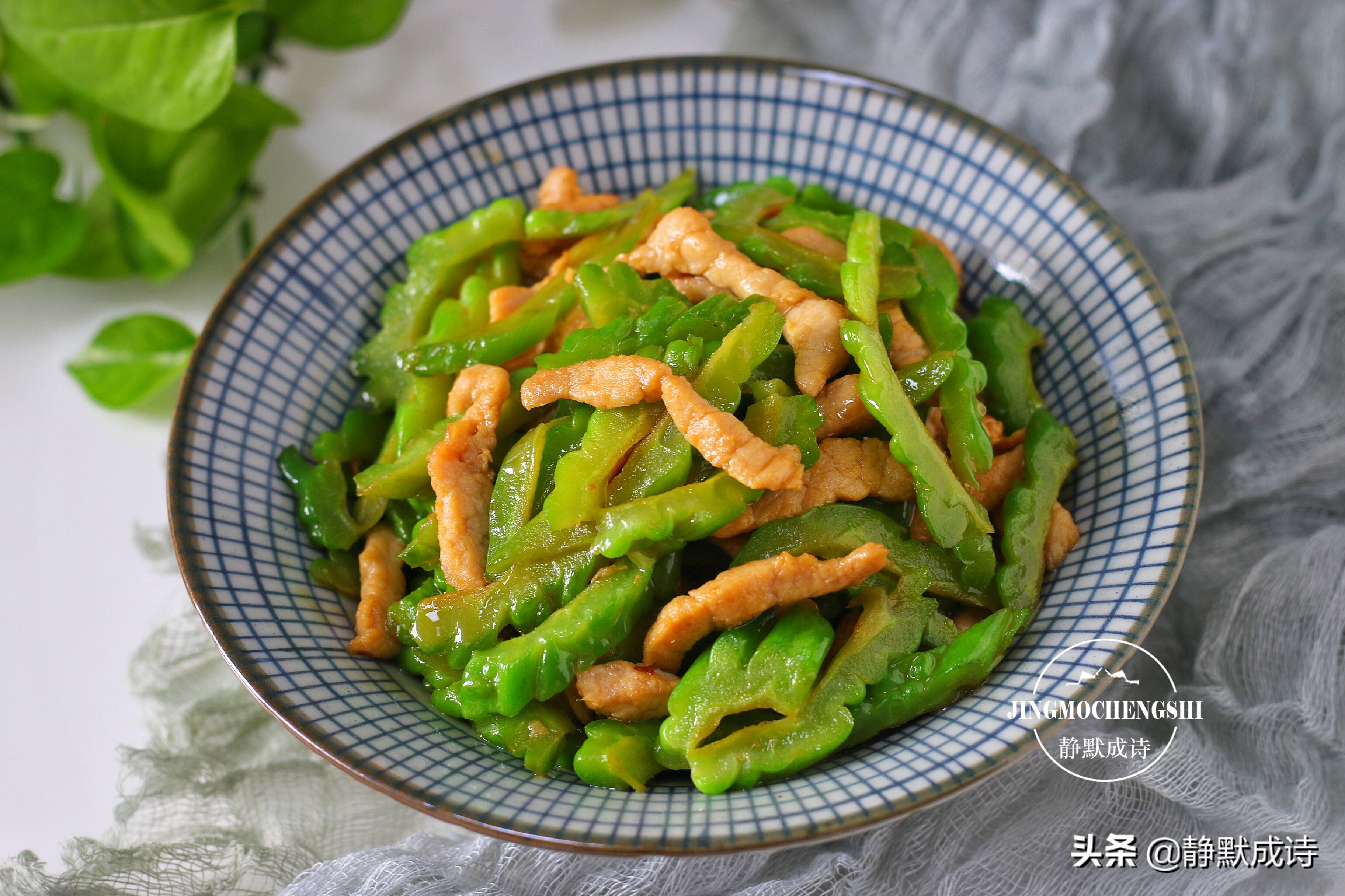 夏天吃什么瓜消暑气最快,夏天吃这5种瓜冰爽度炎夏