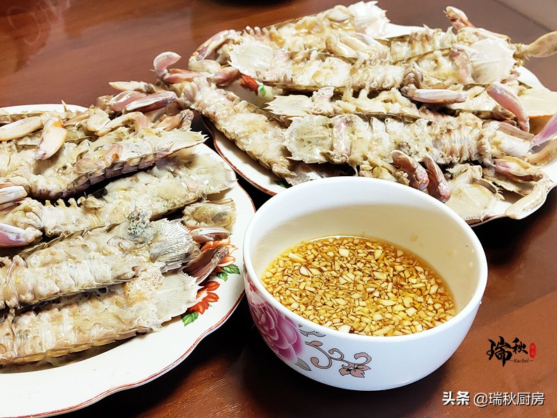 入夏后，又到了吃“海中蜈蚣”的季节，肉体肥美，错过还需等一年