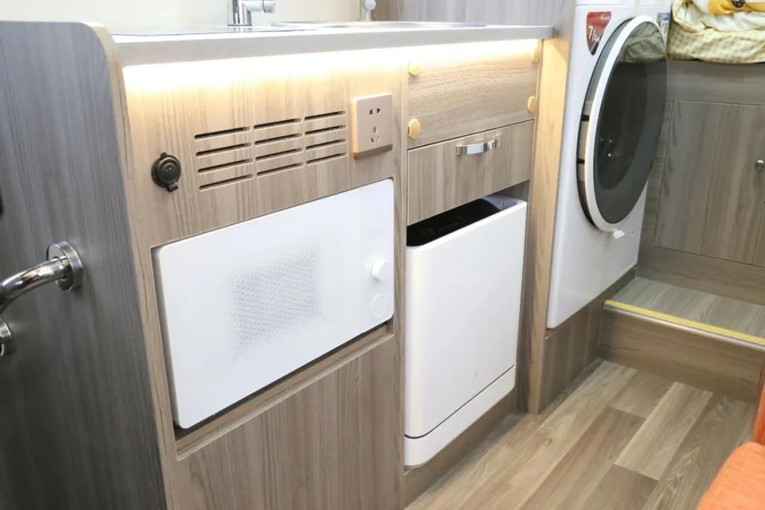 新飞h300轻卡平头房车二手价格,新飞h300房车