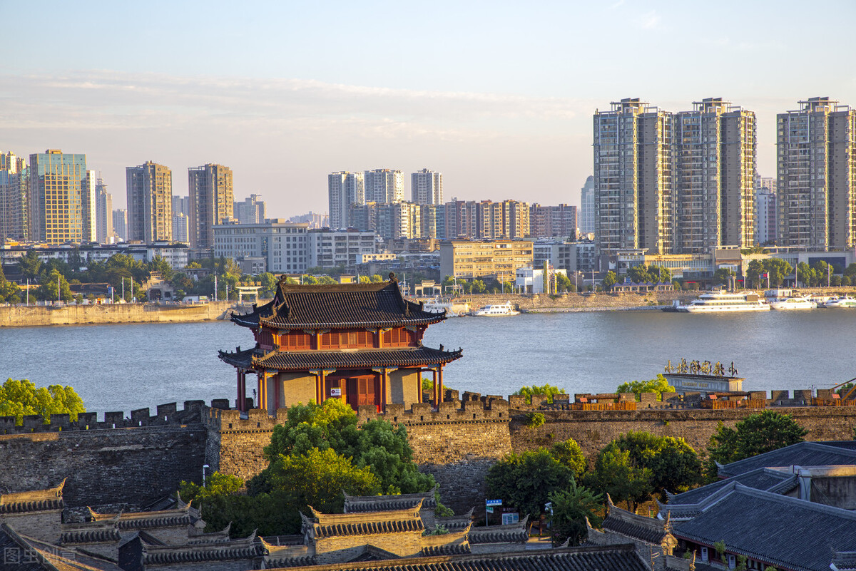 十堰二汽厂现状,十堰发展汽车产业优势