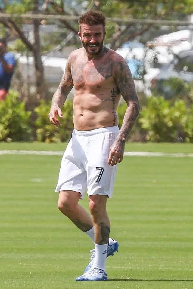 贝克汉姆三儿子肌肉,贝克汉姆三儿子克鲁兹肌肉