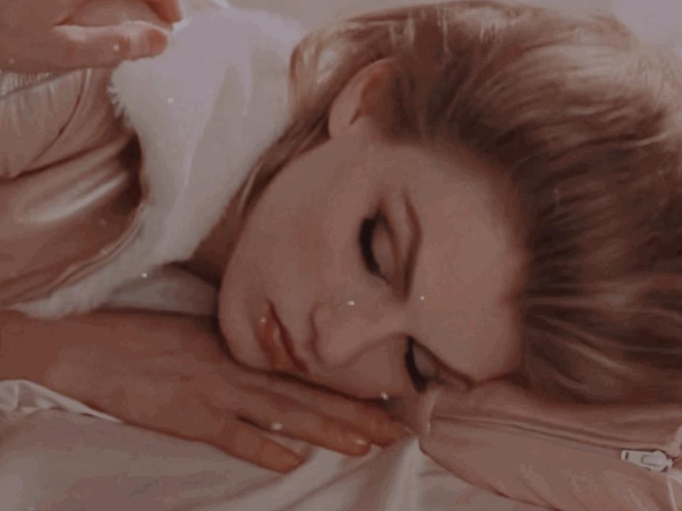 老狐狸林德沃女士，她一个媚眼让女人都能沉迷