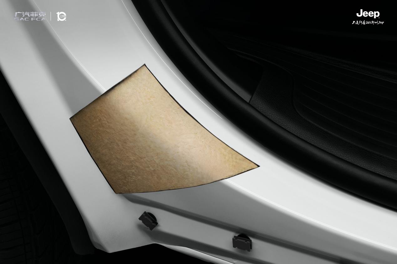 广汽菲克jeep解剖视频,广汽菲克jeep主气囊拆解