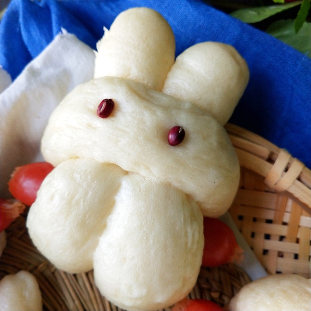 香肠小兔子馒头家常做法,小兔子馒头简单又好看