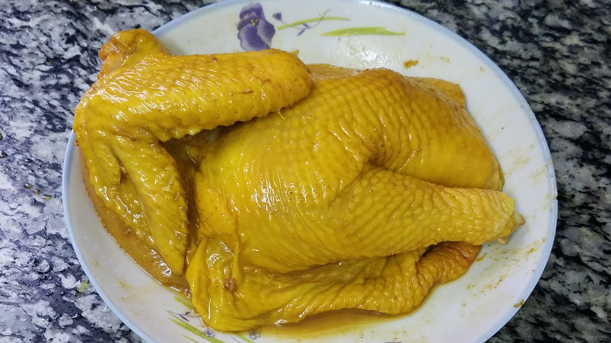 广东名菜盐焗鸡超级简单,正宗广东盐焗鸡的做法又黄又脆