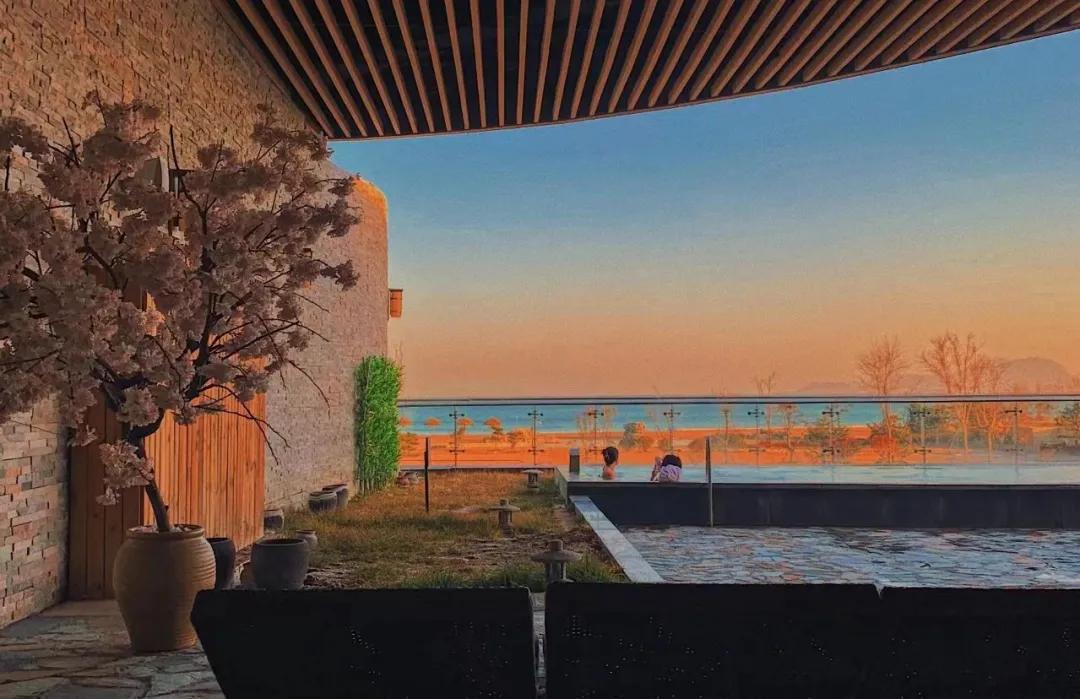 冬季的第一份温暖,冬天的第一份温暖是温泉