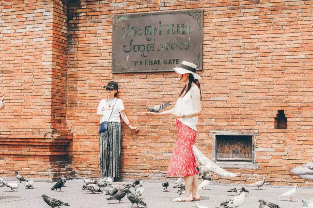 在清迈逛夜市感受泰国人慢生活,去清迈享受放下脚步的慢生活