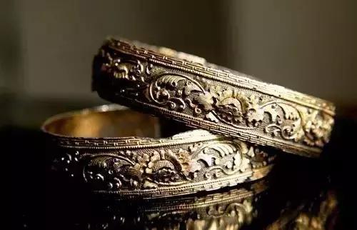 古代男女定情信物用哪种玉佩,古代男女定情信物都有哪些