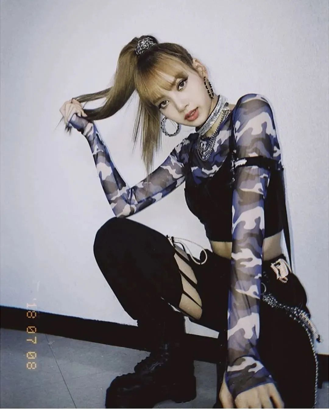 被明星带火的同款国货,被明星同款刷屏的女孩