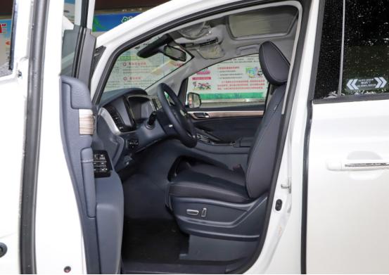 2022款超大尺寸商务全新mpv推荐,最具有性价比的大型mpv