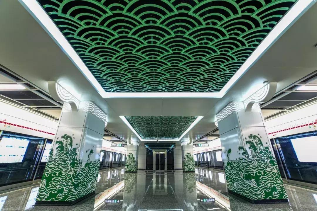 新南门，成都人听到这三个字就是包不住的清口水，走起~