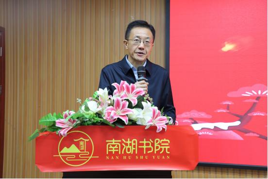 商会举办法律讲座会长讲话,法律讲堂从心开始